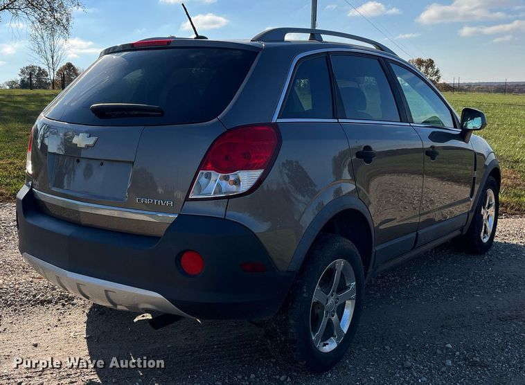 image for item DP2123 2012 Chevrolet Captiva  SUV