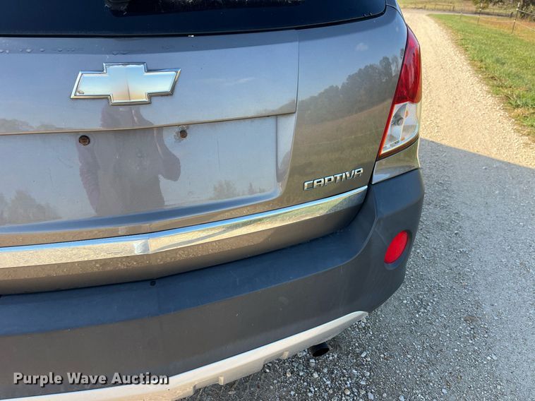 image for item DP2123 2012 Chevrolet Captiva  SUV