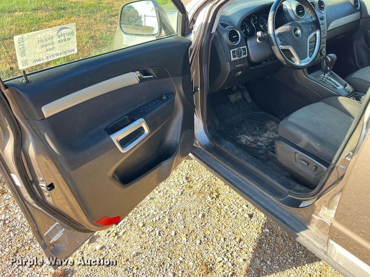 image for item DP2123 2012 Chevrolet Captiva  SUV