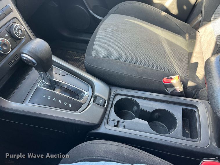 image for item DP2123 2012 Chevrolet Captiva  SUV