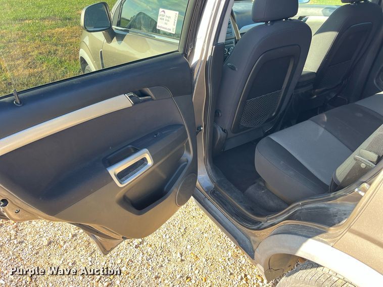 image for item DP2123 2012 Chevrolet Captiva  SUV