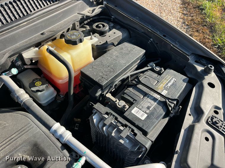 image for item DP2123 2012 Chevrolet Captiva  SUV