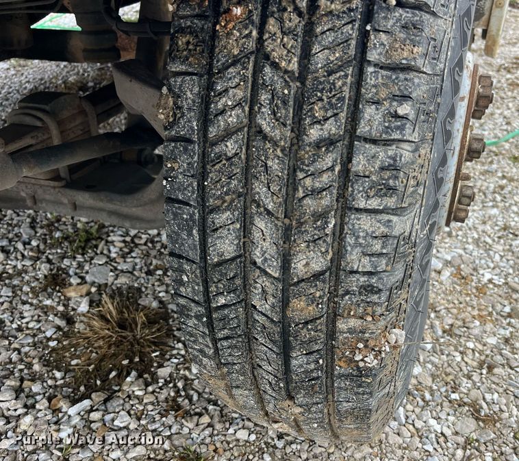 image for item DP2124 2005 Workhorse P42  box truck