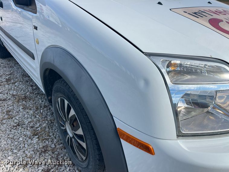 image for item DP2125 2013 Ford Transit Connect XLT  van