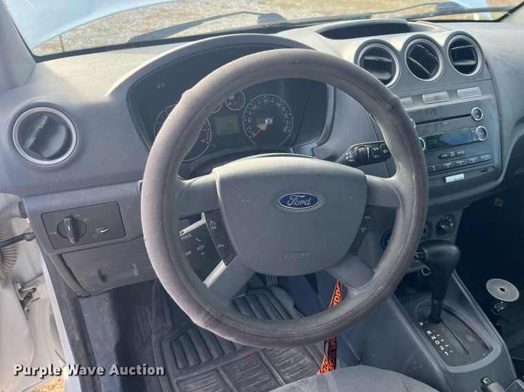 image for item DP2125 2013 Ford Transit Connect XLT  van