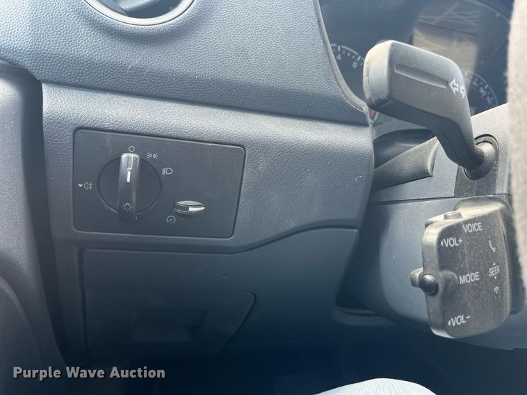 image for item DP2125 2013 Ford Transit Connect XLT  van