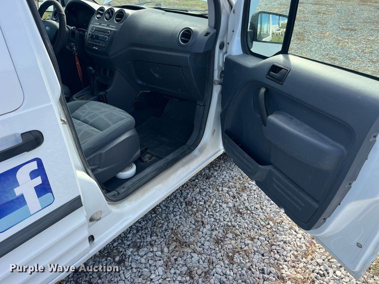 image for item DP2125 2013 Ford Transit Connect XLT  van