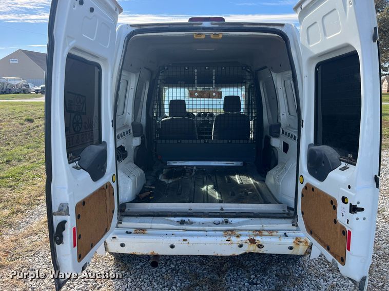 image for item DP2125 2013 Ford Transit Connect XLT  van