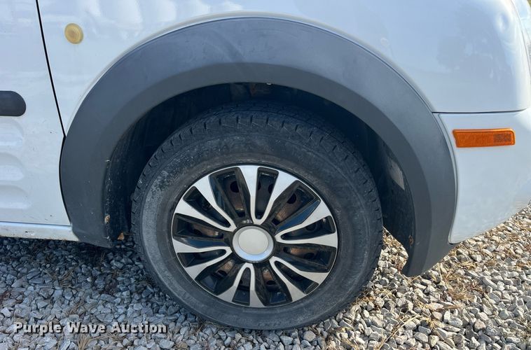 image for item DP2125 2013 Ford Transit Connect XLT  van