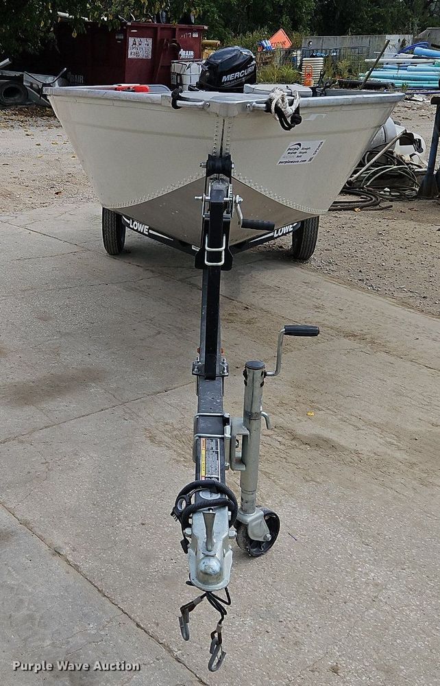 image for item DP2458 Lowe UV1467  boat