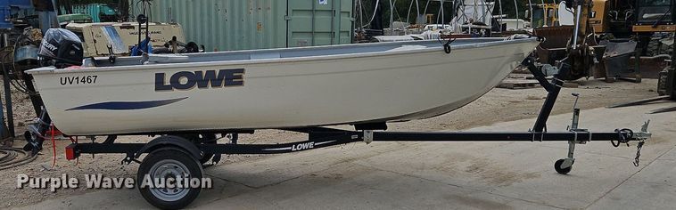 image for item DP2458 Lowe UV1467  boat