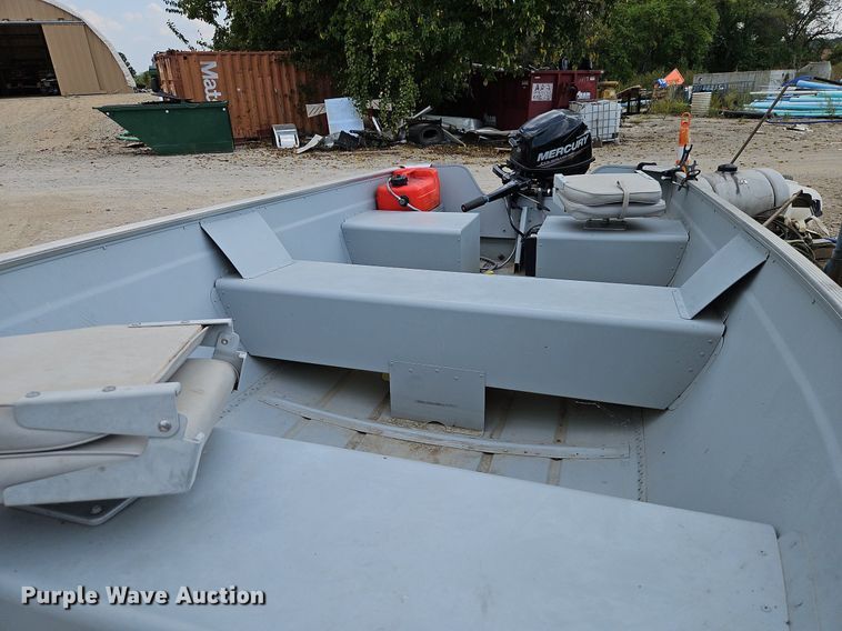 image for item DP2458 Lowe UV1467  boat