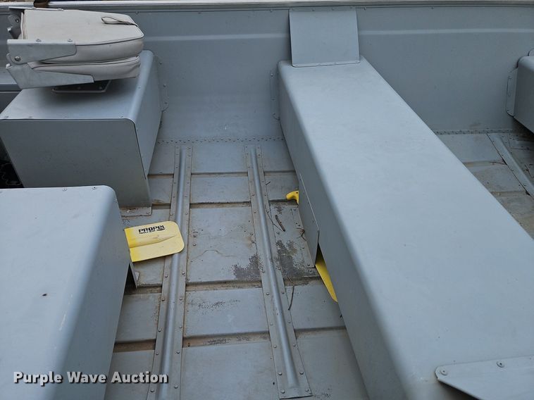 image for item DP2458 Lowe UV1467  boat