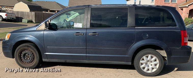 image for item DP8716 2008 Chrysler Town & Country LX  van