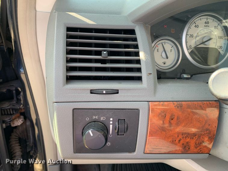 image for item DP8716 2008 Chrysler Town & Country LX  van