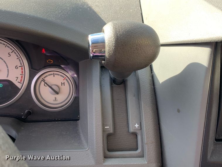 image for item DP8716 2008 Chrysler Town & Country LX  van