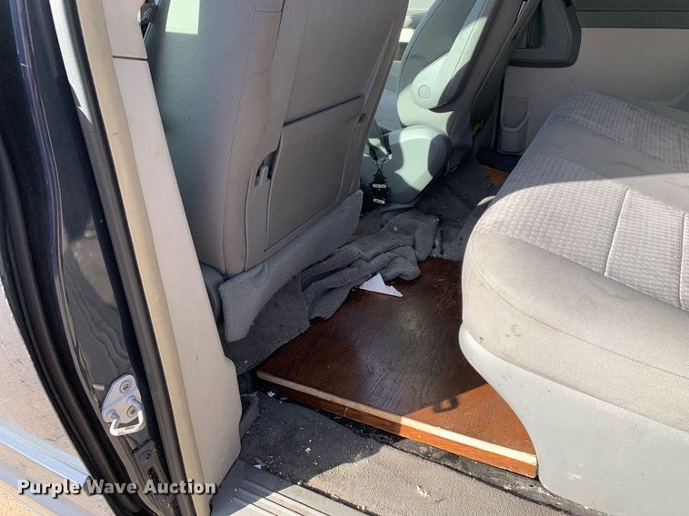 image for item DP8716 2008 Chrysler Town & Country LX  van