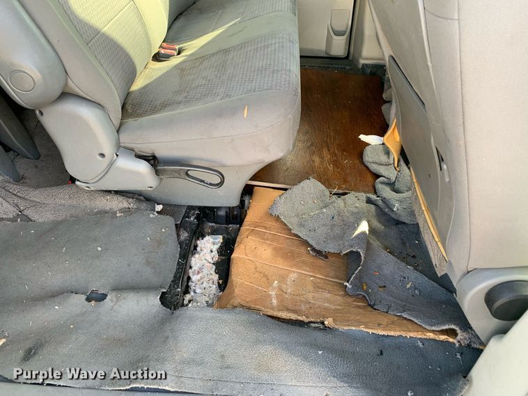 image for item DP8716 2008 Chrysler Town & Country LX  van