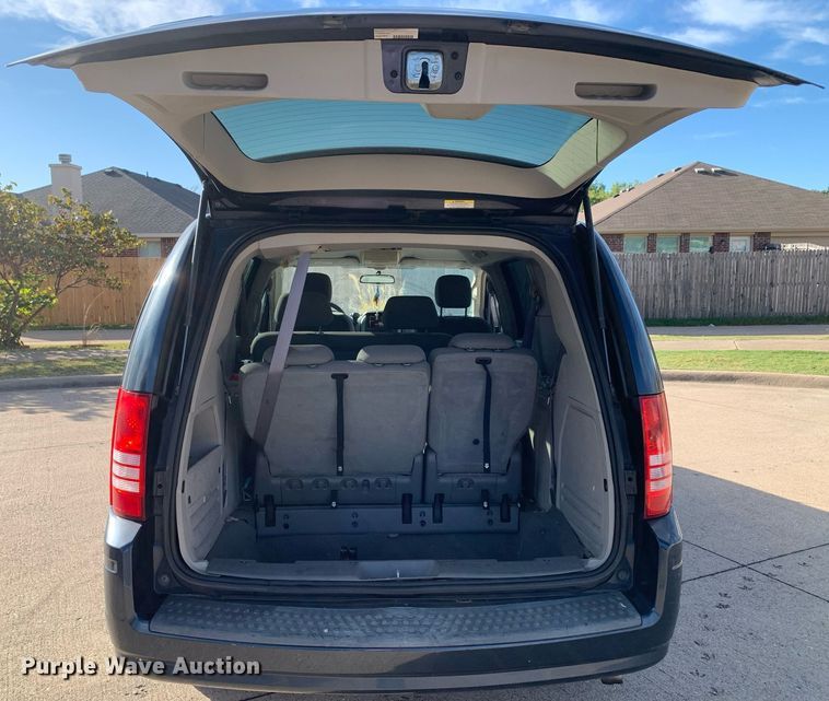 image for item DP8716 2008 Chrysler Town & Country LX  van