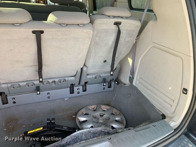 image for item DP8716 2008 Chrysler Town & Country LX  van