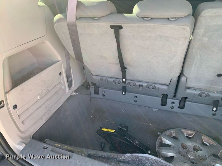 image for item DP8716 2008 Chrysler Town & Country LX  van