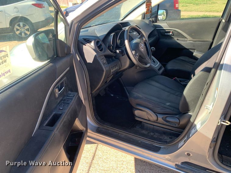 image for item DP8739 2011 Mazda Mazda5  van