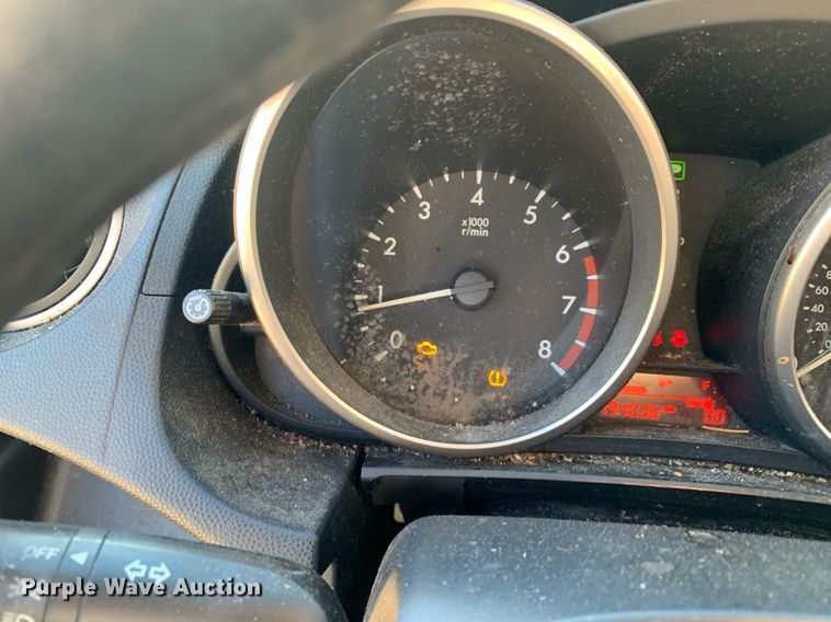 image for item DP8739 2011 Mazda Mazda5  van