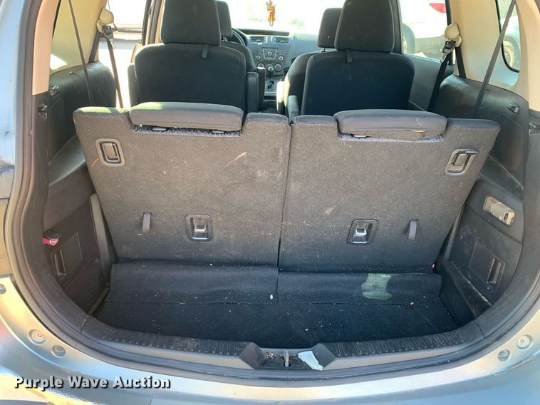 image for item DP8739 2011 Mazda Mazda5  van