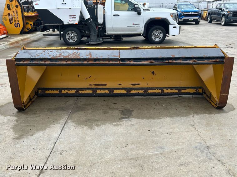 image for item DQ1017 Pro-Tech PB10S  skid steer snow pusher