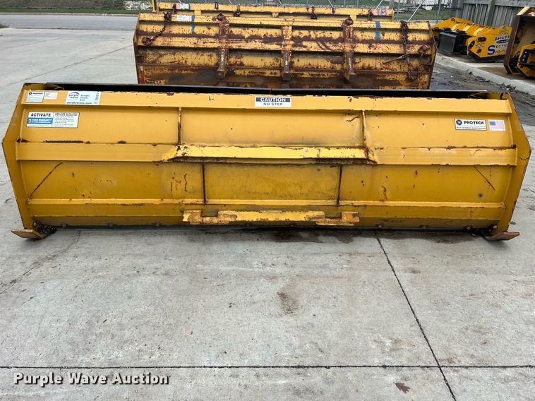 image for item DQ1017 Pro-Tech PB10S  skid steer snow pusher