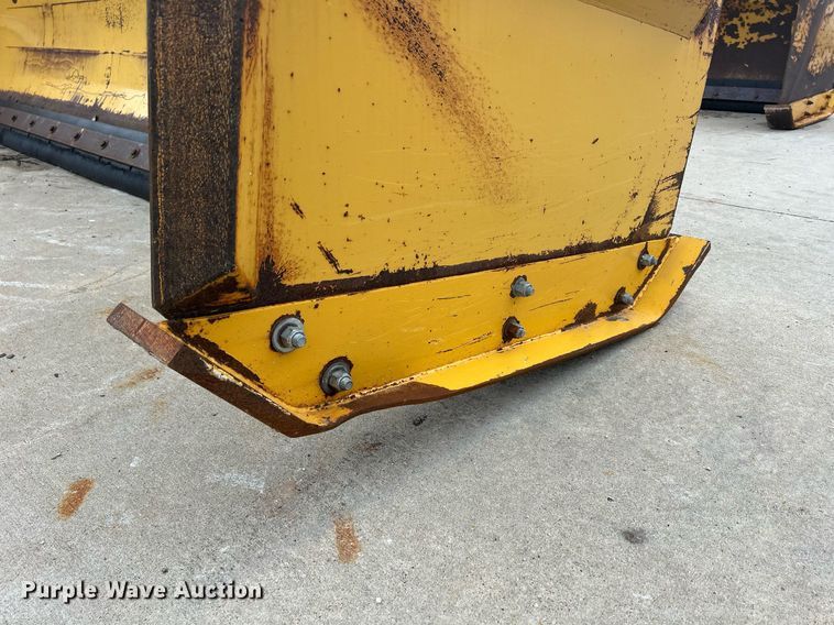 image for item DQ1019 Pro-Tech  18' W snow pusher