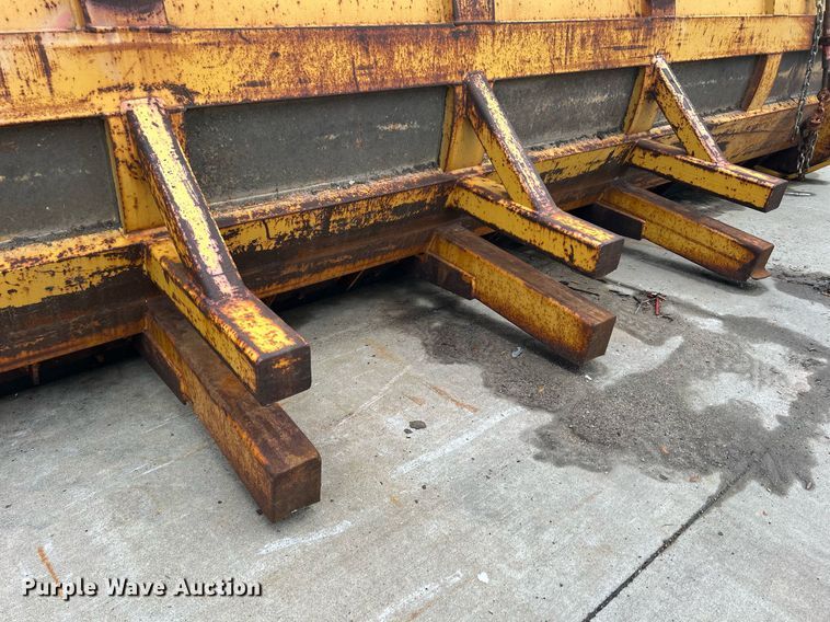 image for item DQ1019 Pro-Tech  18' W snow pusher