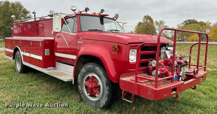 image for item DQ1020 1975 Dodge D800  pumper fire truck