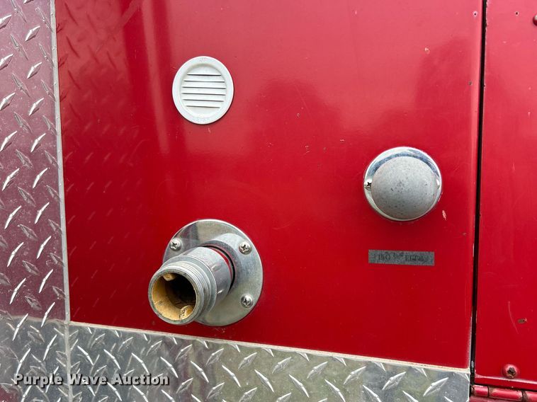 image for item DQ1020 1975 Dodge D800  pumper fire truck