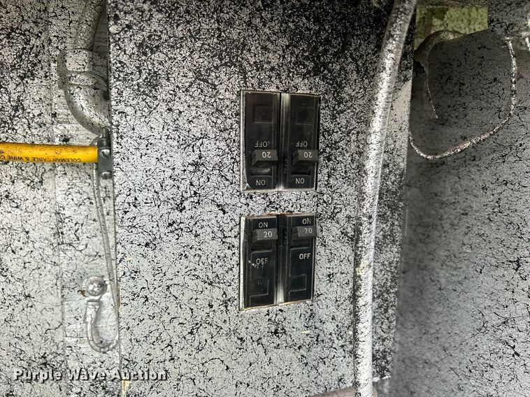 image for item DQ1020 1975 Dodge D800  pumper fire truck