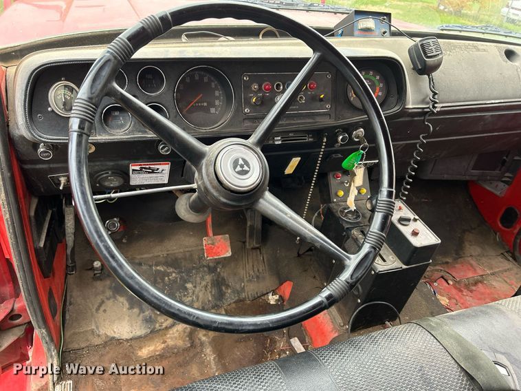 image for item DQ1020 1975 Dodge D800  pumper fire truck