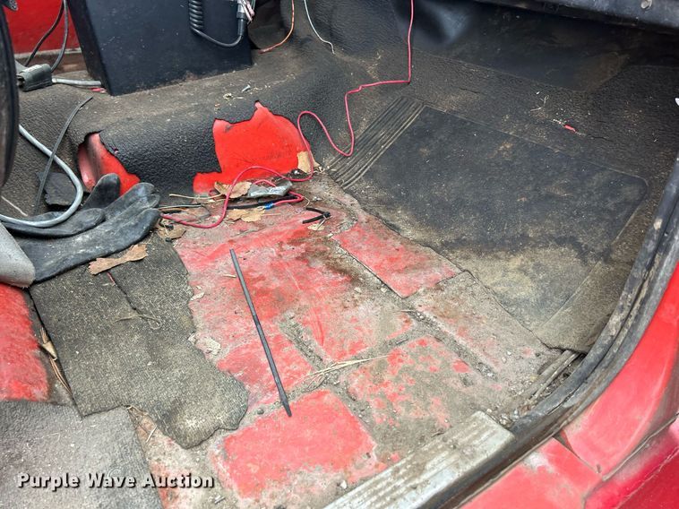 image for item DQ1020 1975 Dodge D800  pumper fire truck