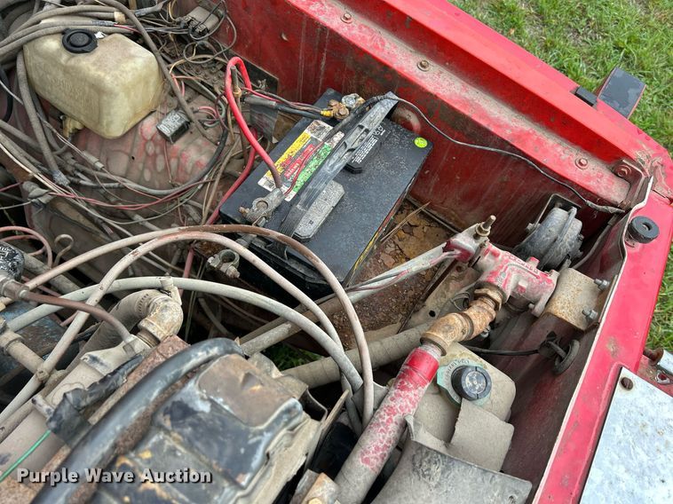 image for item DQ1020 1975 Dodge D800  pumper fire truck