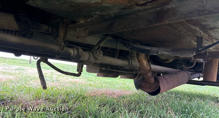 image for item DQ1020 1975 Dodge D800  pumper fire truck