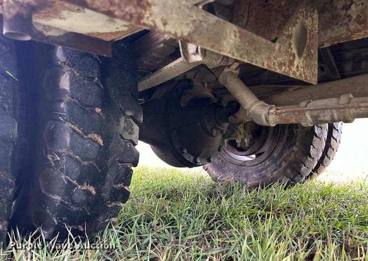 image for item DQ1020 1975 Dodge D800  pumper fire truck