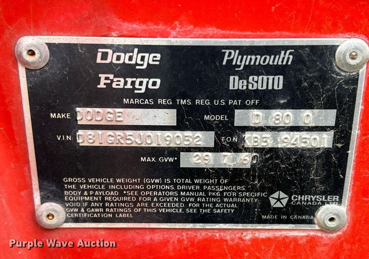 image for item DQ1020 1975 Dodge D800  pumper fire truck