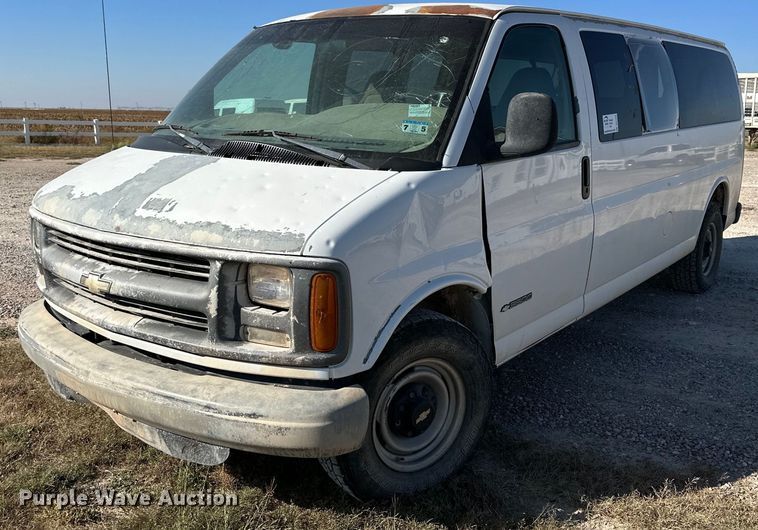 image for item DQ1470 1998 Chevrolet Express 3500  van