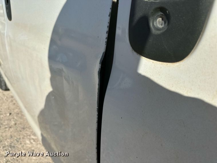 image for item DQ1470 1998 Chevrolet Express 3500  van