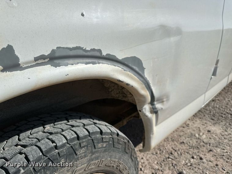 image for item DQ1470 1998 Chevrolet Express 3500  van