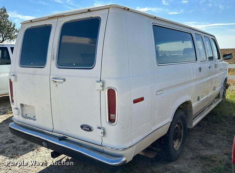 image for item DQ1471 1988 Ford Econoline  van