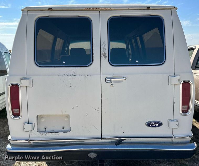 image for item DQ1471 1988 Ford Econoline  van