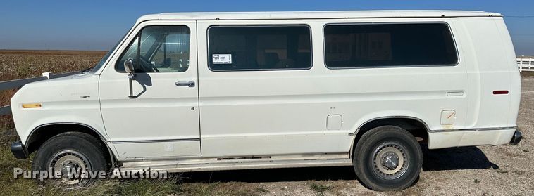 image for item DQ1471 1988 Ford Econoline  van