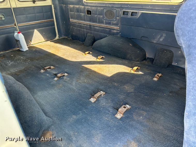 image for item DQ1471 1988 Ford Econoline  van