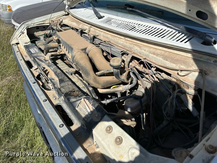 image for item DQ1471 1988 Ford Econoline  van