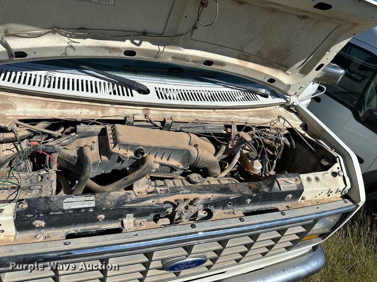 image for item DQ1471 1988 Ford Econoline  van